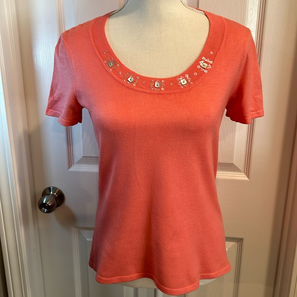 J. H. Collectibles size small coral knit top